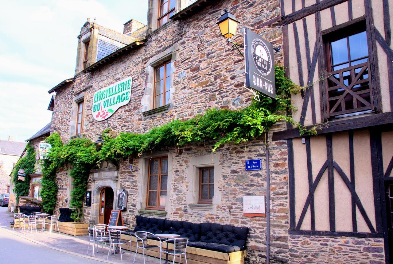 Le Cafe Du Village - Bar A Cocktails & A Ambiance Loheac Bagian luar foto